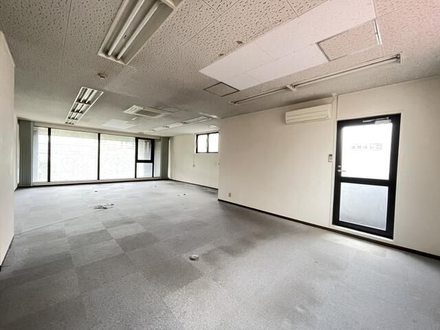 中町武井ビルの寝室