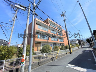 【外観】 | 　カサベルデ交野 | 外観は落ち着いています