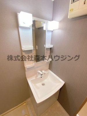 【独立洗面台】 | 　カサベルデ交野 | 独立洗面化粧台付き