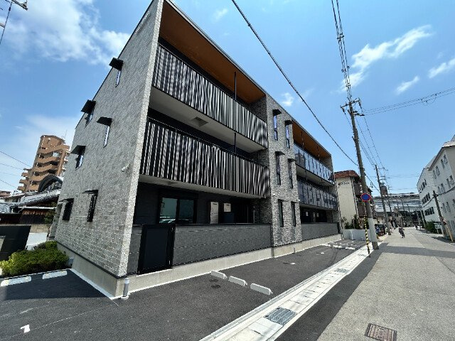 神戸市東灘区深江本町３丁目のアパート