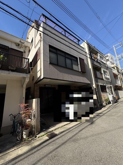 神戸市中央区花隈町の一戸建ての外観