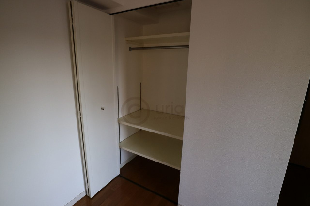 神戸市東灘区深江本町１丁目の賃貸マンションの収納