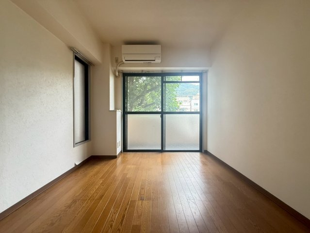 神戸市中央区坂口通７丁目の賃貸マンションの居間・リビング