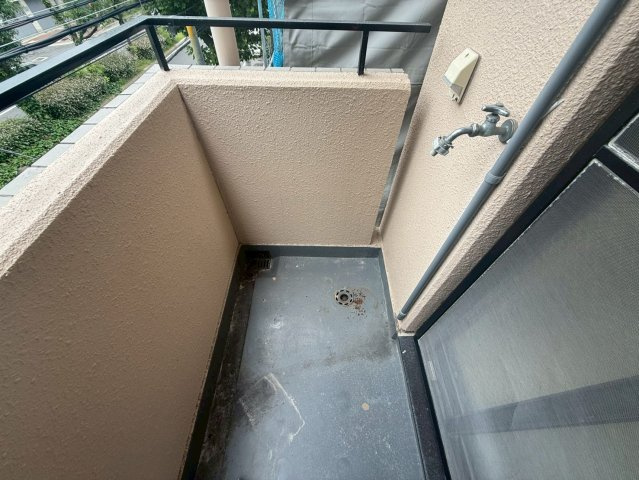 神戸市中央区坂口通７丁目の賃貸マンションのバルコニー