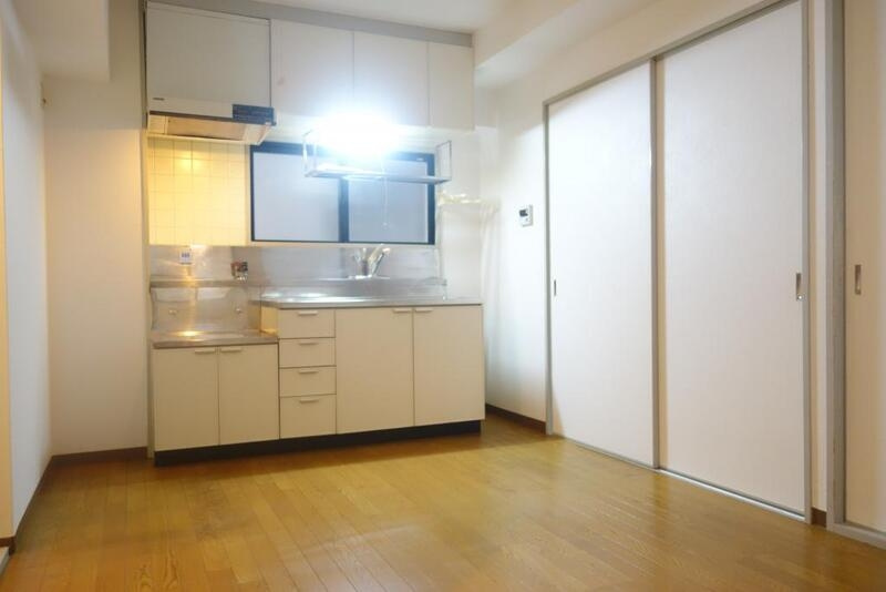 神戸市中央区坂口通７丁目の賃貸マンションの居間・リビング