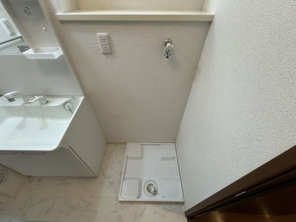 芦屋市松ノ内町の一戸建ての洗面所