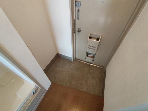 神戸市東灘区住吉本町１丁目の賃貸マンションの玄関