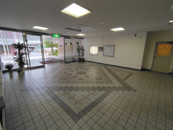 神戸市東灘区住吉本町１丁目の賃貸マンションのロビー