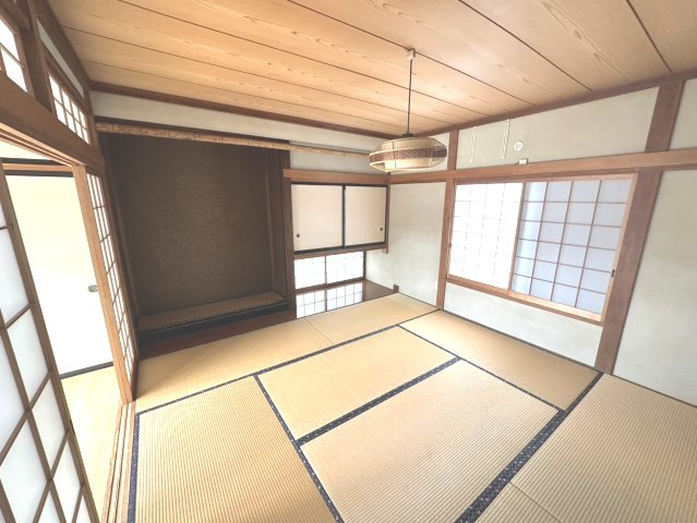 掛川市　二瀬川　中古住宅の和室|趣のある和室です