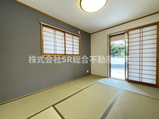 中新開１丁目中古戸建の和室|1F　6.0帖。畳のある落ち着いた空間です！