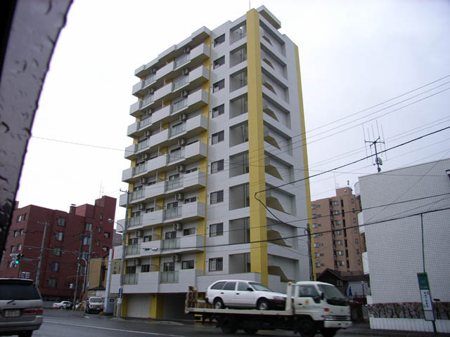 ビッグパレス円山Ⅱ（旧：ノルド・ウノ２８）