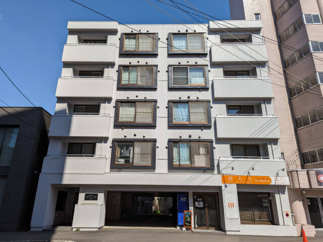 シュヴェルニー北円山