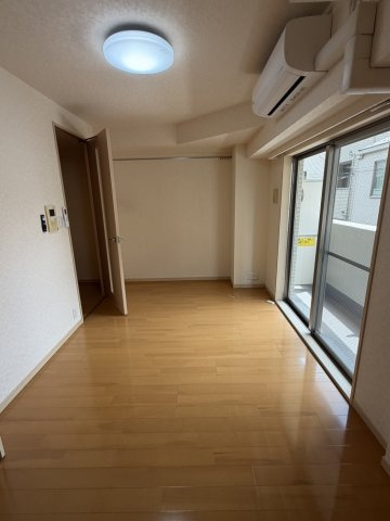 ステージファースト西巣鴨の洋室