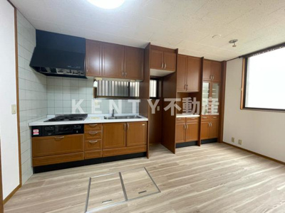 【キッチン】 | 山王1丁目戸建て | コンパクトなキッチンで掃除もラクラク