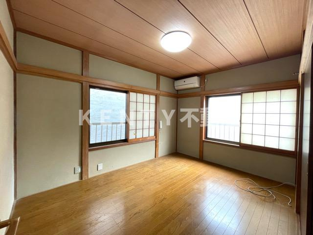 【居間・リビング】 | 山王1丁目戸建て | ゆったりとした居間です