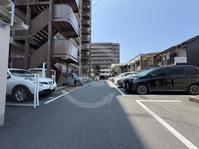 ネオコーポ野江　榎並小学校区の駐車場|ネオコーポ野江　駐車場