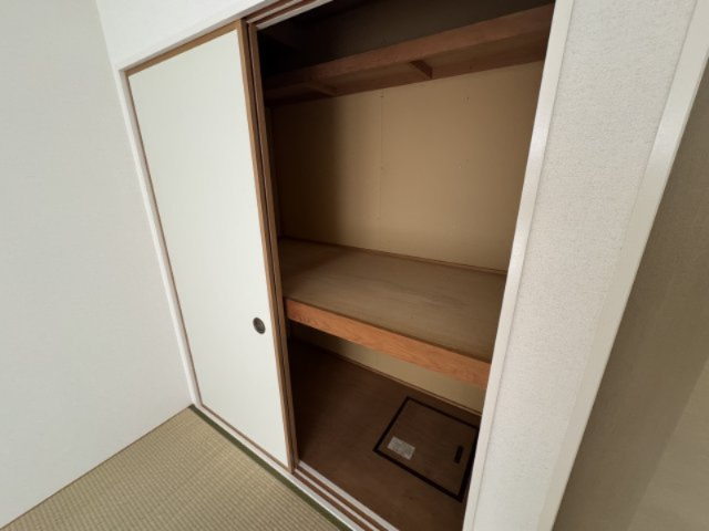 サニーコートBの収納|※別部屋同間取りのお写真となります。参考にご覧くださいませ。