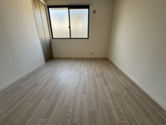 サニーコートBの洋室|※別部屋同間取りのお写真となります。参考にご覧くださいませ。