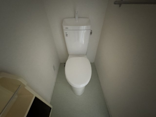 サニーコートBのトイレ|※別部屋同間取りのお写真となります。参考にご覧くださいませ。