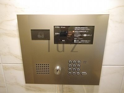サンシエスタ鶴ヶ峰のセキュリティ|オートロック完備！
