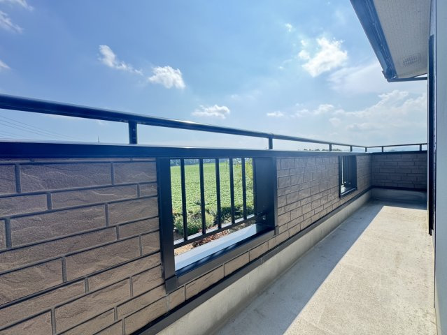 水戸市鯉淵町中古戸建のバルコニー