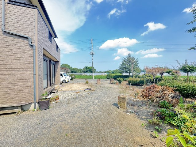 水戸市鯉淵町中古戸建の庭