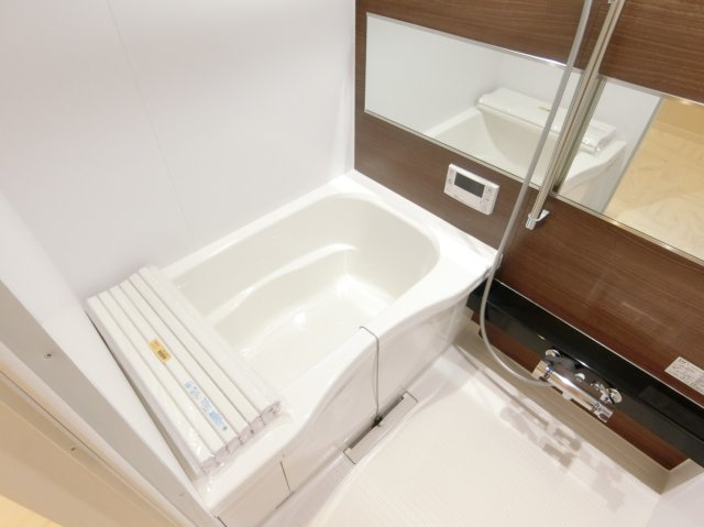 シャーメゾン別院の浴室