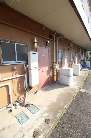 学園ハイツA棟のエントランス|エントランスです