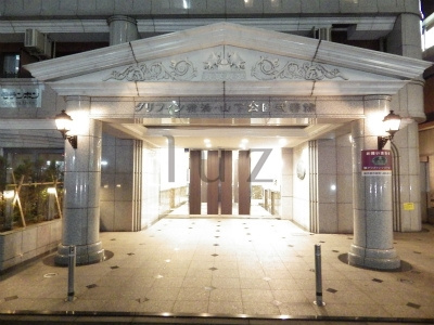 グリフィン横浜山下公園弐番館のエントランス