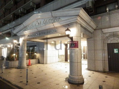 グリフィン横浜山下公園弐番館のエントランス