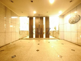 グリフィン横浜山下公園弐番館のエントランス