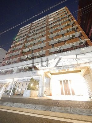 グリフィン横浜山下公園弐番館の外観