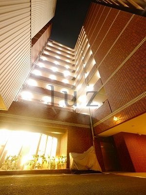 グリフィン横浜山下公園弐番館の外観