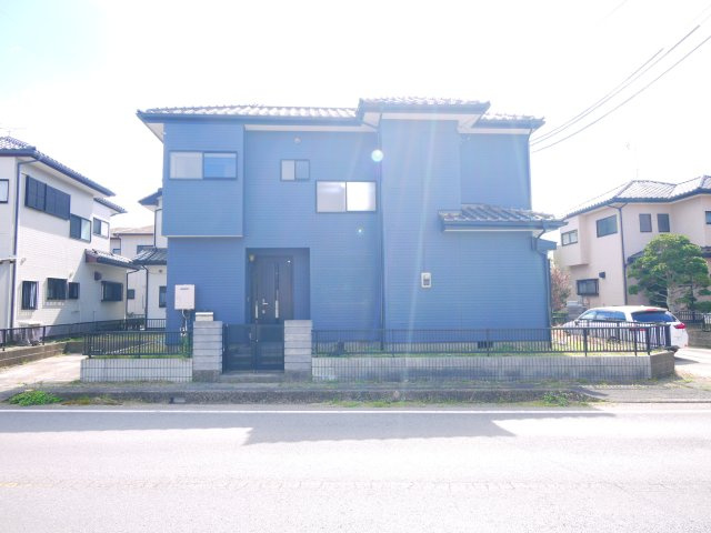 山武市井之内　中古戸建の外観|令和5年外壁リフォーム済み システムキッチン 2階にもトイレ山武市立緑海小学校徒歩約14分