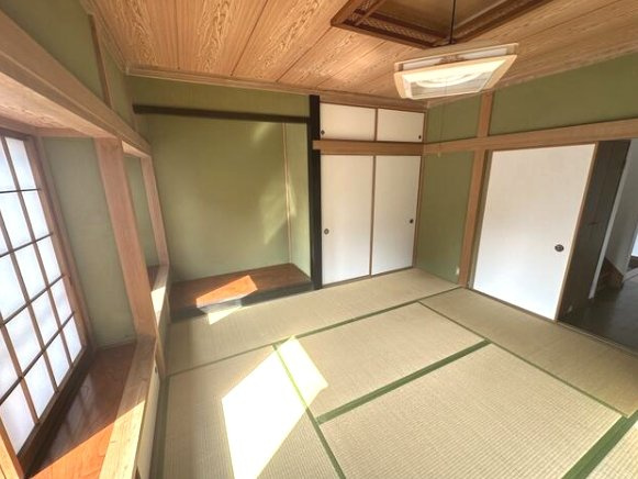 山武市井之内　中古戸建の和室|令和5年外壁リフォーム済み システムキッチン 2階にもトイレ山武市立緑海小学校徒歩約14分