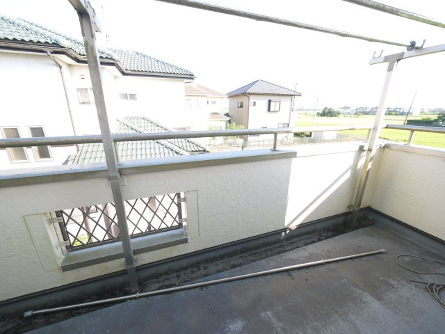 東金市求名　中古戸建のバルコニー|平成17年9月築 ３LDK オール電化・太陽光発電システム・リビング床暖房 駐車2台可