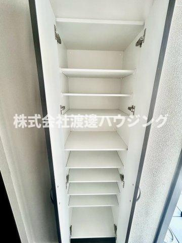 SURF　ISLAND　NOOSA　HEADSの収納|天井高シューズボックス