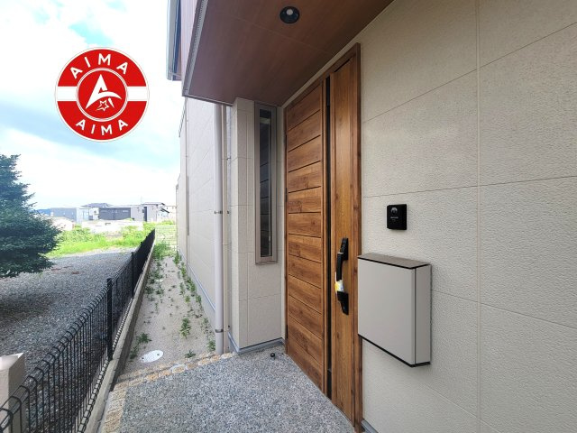 福岡市南区鶴田2丁目 の玄関|おでかけの時も帰った時も、「我が家」を最初に感じでもらえる素敵な空間に。