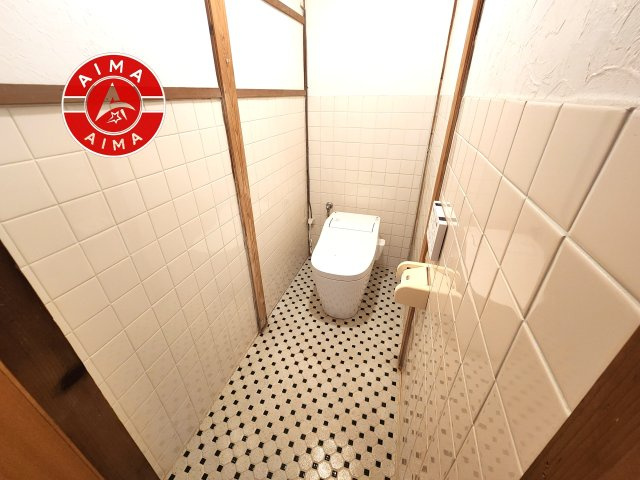 福岡県福岡市西区姪の浜２丁目 14-30 (地番: 3735番2,3735番3)の内装|家族みんなの安全に配慮された、足元が安定しやすいスマートな動線。