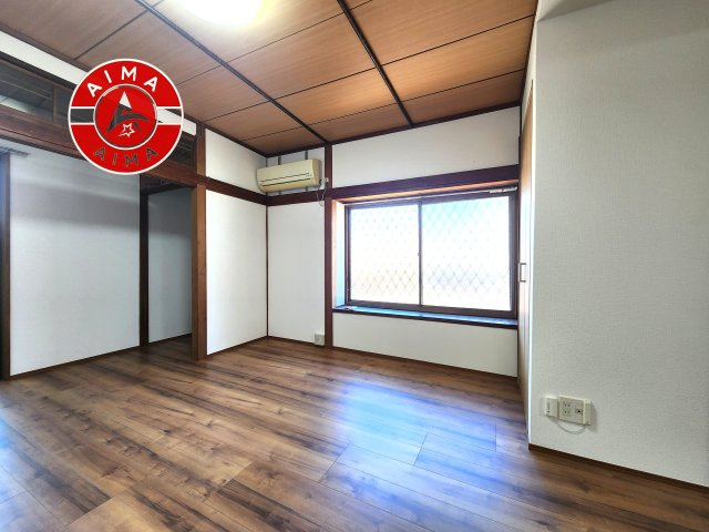福岡県福岡市西区姪の浜２丁目 14-30 (地番: 3735番2,3735番3)の子供部屋|穏やかな光が差し込む室内には、穏やかな時間が流れます。