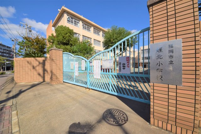 福岡県福岡市西区姪の浜２丁目 14-30 (地番: 3735番2,3735番3)の周辺|姪北小学校
