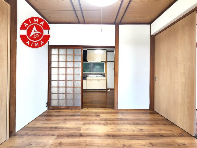 福岡県福岡市西区姪の浜２丁目 14-30 (地番: 3735番2,3735番3)の居間・リビング|多くの時間を過すことになるリビングだからこそ、いつも穏やかな空間・解放感が味わえ毎日が充実します。