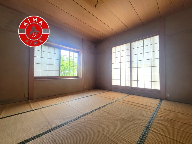 福岡市西区生松台2丁目の寝室|主寝室には収納力に優れたクローゼットがありますので、お部屋もすっきり片付きます。