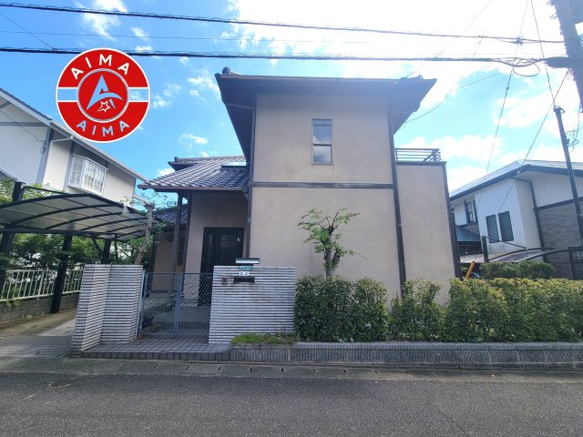 福岡市西区生松台2丁目の外観|デザイン性のある外観です。