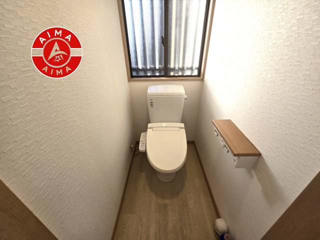 福岡市南区平和１丁目のトイレ|毎日使う場所だからこそ、シンプルで落ち着く空間に。
