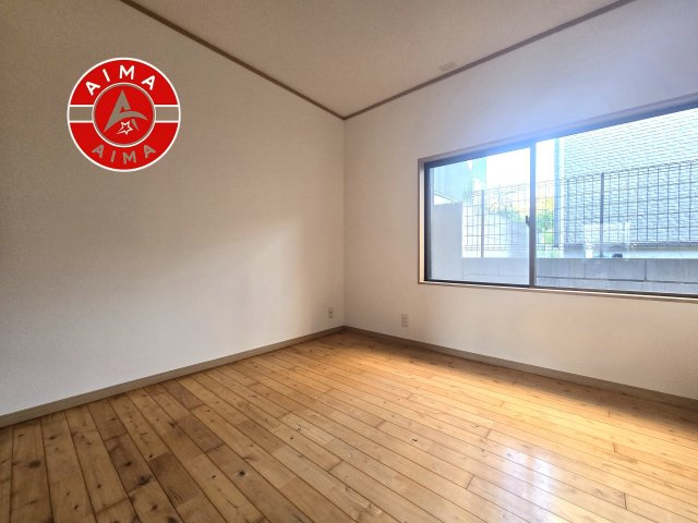 福岡市南区平和１丁目の洋室|採光良好な洋室は全居室、ガラスの遮熱効果と断熱効果で、一年中快適に過ごせます。