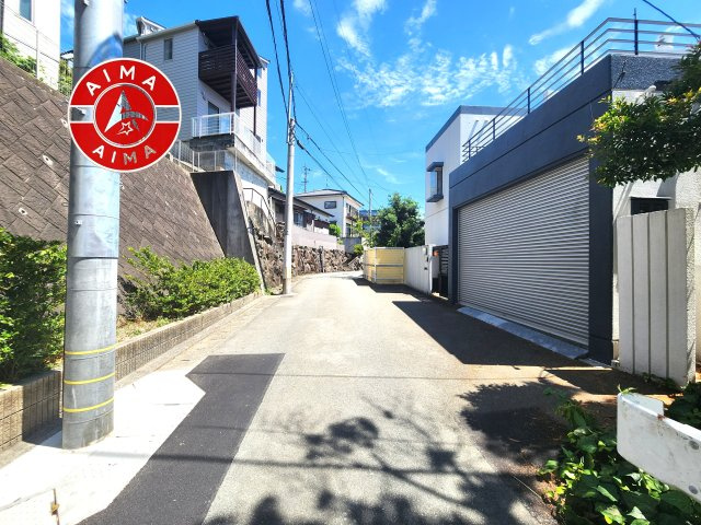 福岡市南区平和１丁目の前面道路含む現地写真|見学の時間などお気軽にお問い合わせ下さい。