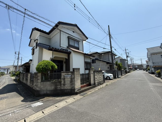 外壁、屋根塗装歴有り♪小山市の大切に維持管理された住まい＆駐車2台可の外観|外観も気になるポイント