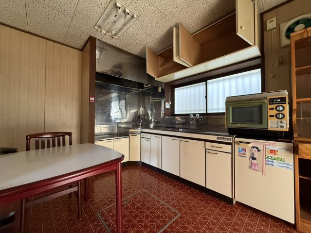 外壁、屋根塗装歴有り♪小山市の大切に維持管理された住まい＆駐車2台可のキッチン|使いやすいキッチンです