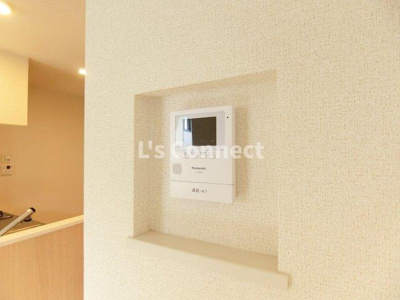 【セキュリティ】 | チームサモン若柳フィフス | 突然の来客もＴＶモニターホンでしっかり確認。